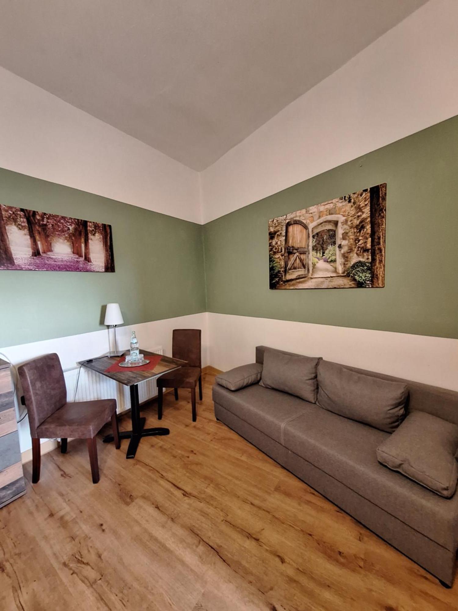 מרסבורג Gaststaette Und Pension Zur Schiene מראה חיצוני תמונה